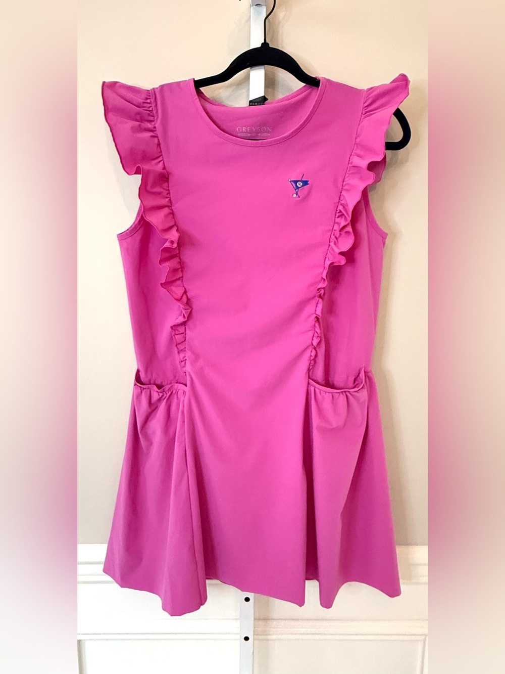 Greyson Golf Dress Hot Pink Ruffle Mini Pockets Athleisure M